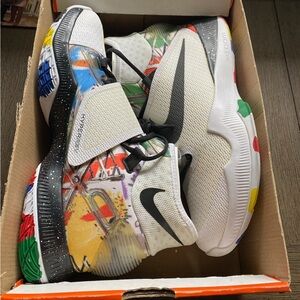 Nike Hyperfuse Low